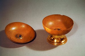 Copa y tapa del Tesoro de la Abadía de Maubuisson con los brazos reales de Castilla y Francia